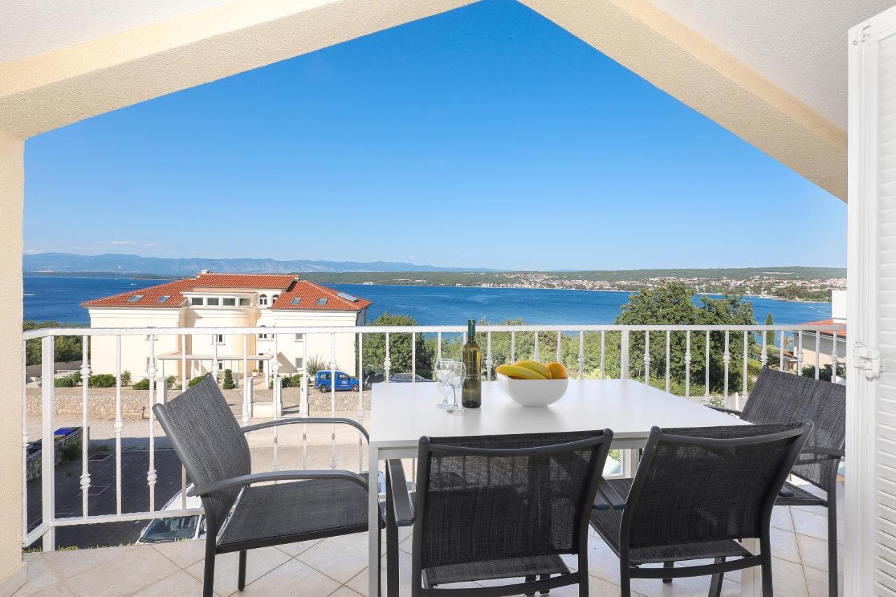 Apartamento Sea View By Moro Malinska Exterior foto
