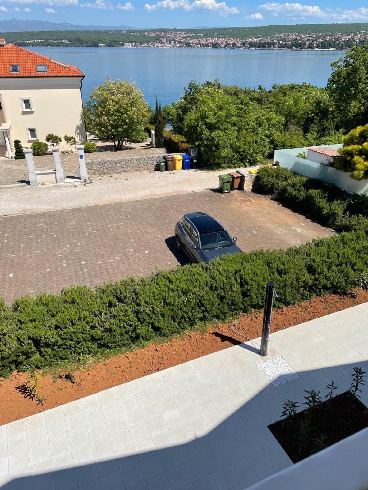 Apartamento Sea View By Moro Malinska Exterior foto