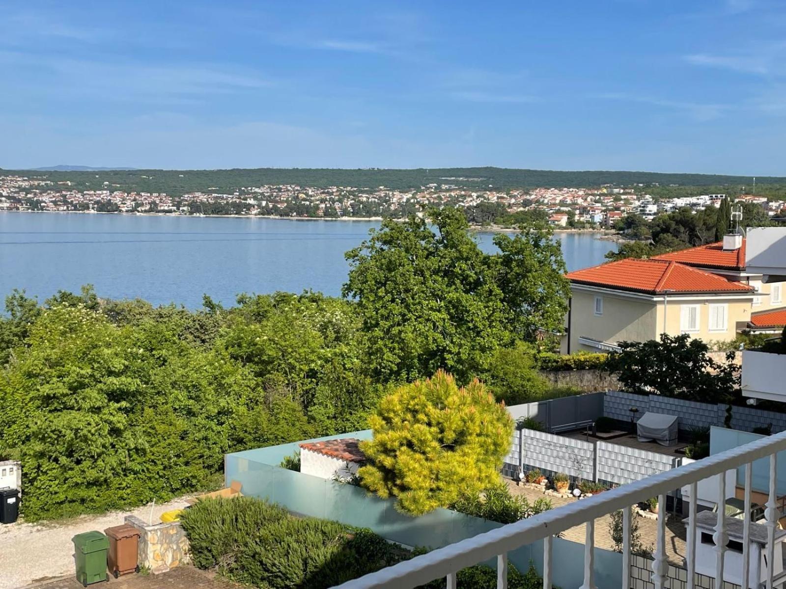 Apartamento Sea View By Moro Malinska Exterior foto